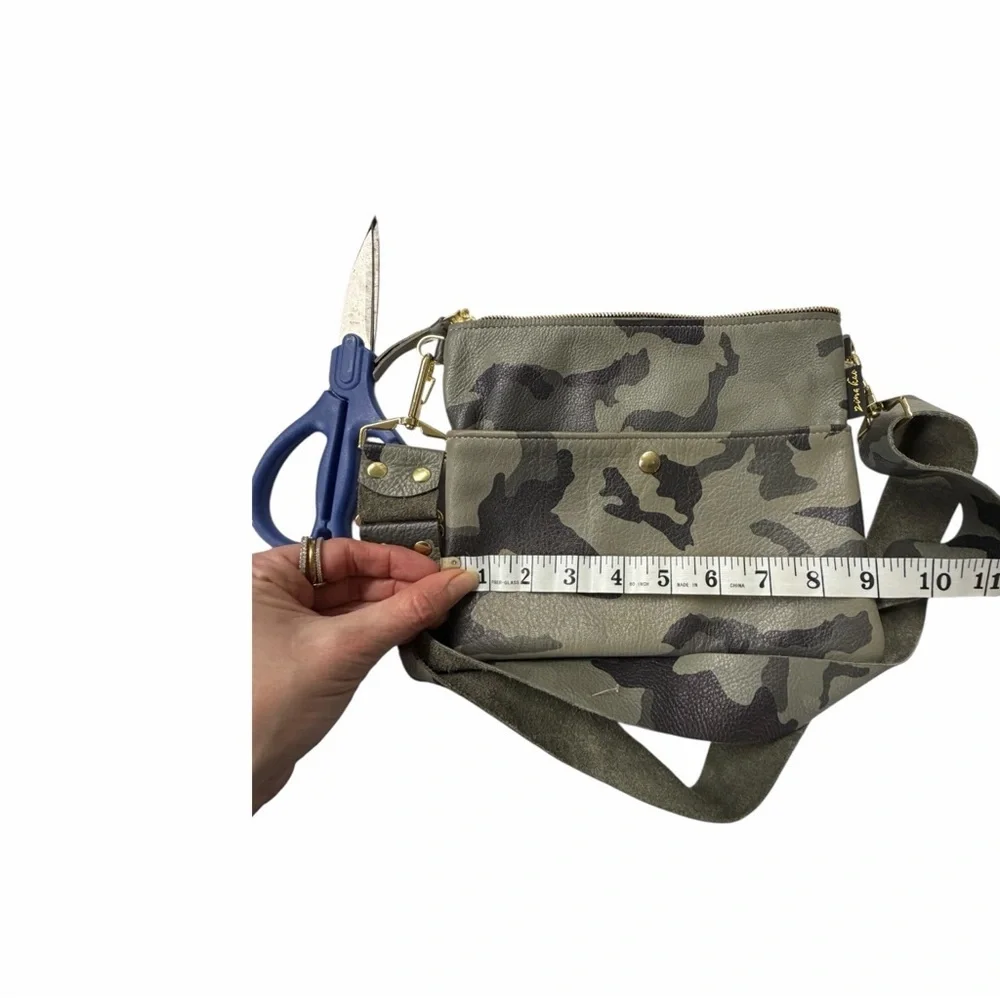 Zina Kao soft leather adjustable strap Urban Camouflage Messenger Bag